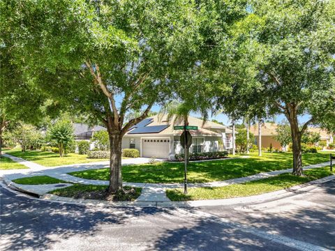 A home in AUBURNDALE