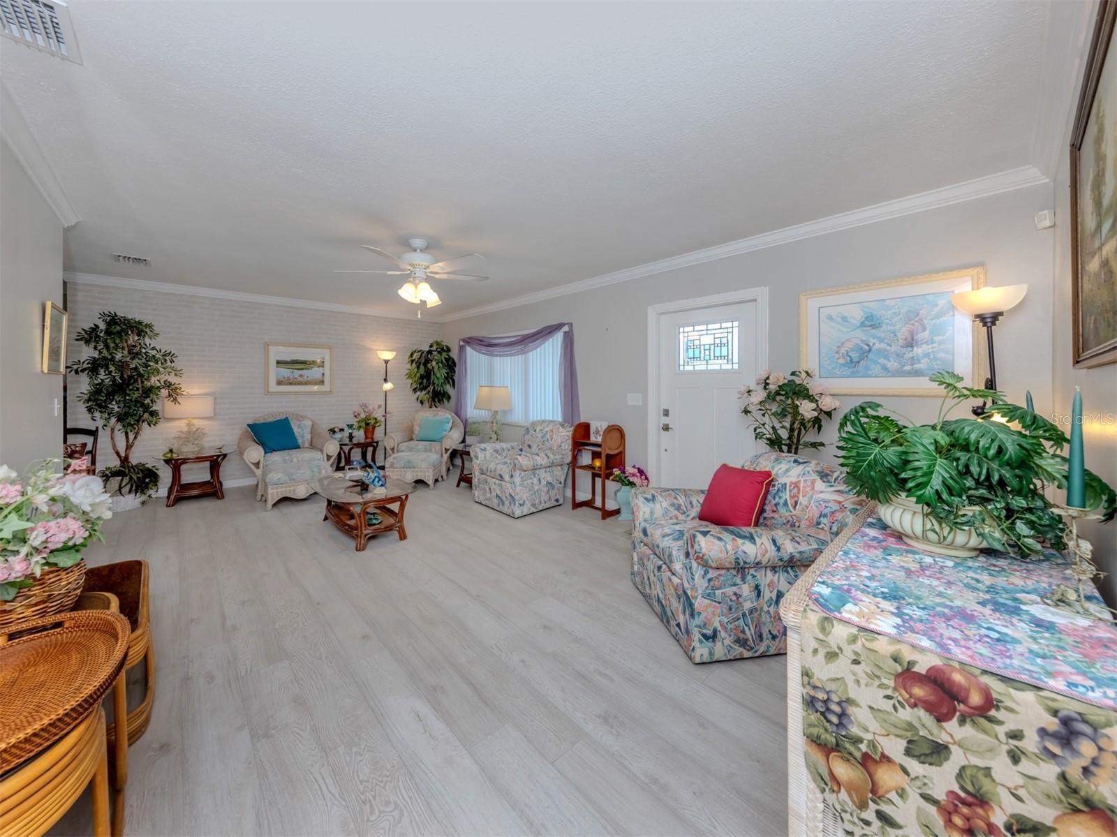 1779 VALENCIA DRIVE