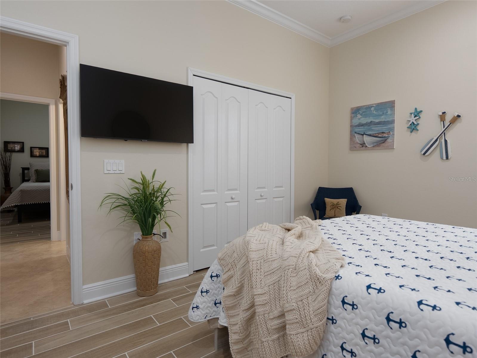 COUNTRY CLUB EAST AT LAKEWD RNCH QQ1 1 - Residential