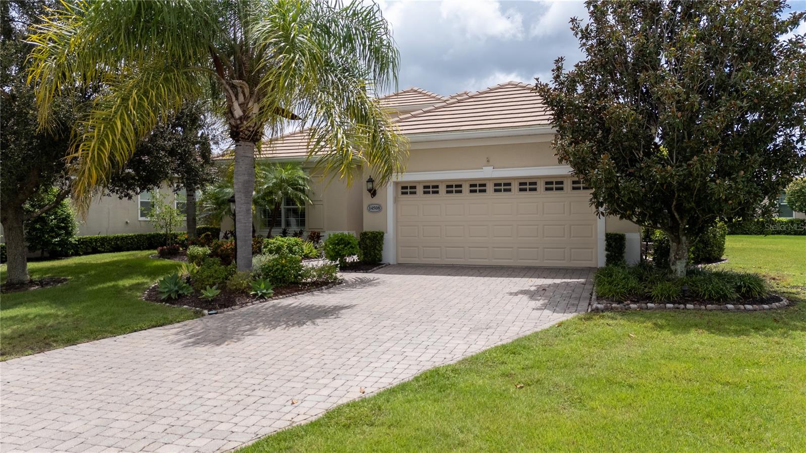 COUNTRY CLUB EAST AT LAKEWD RNCH QQ1 1 - Residential