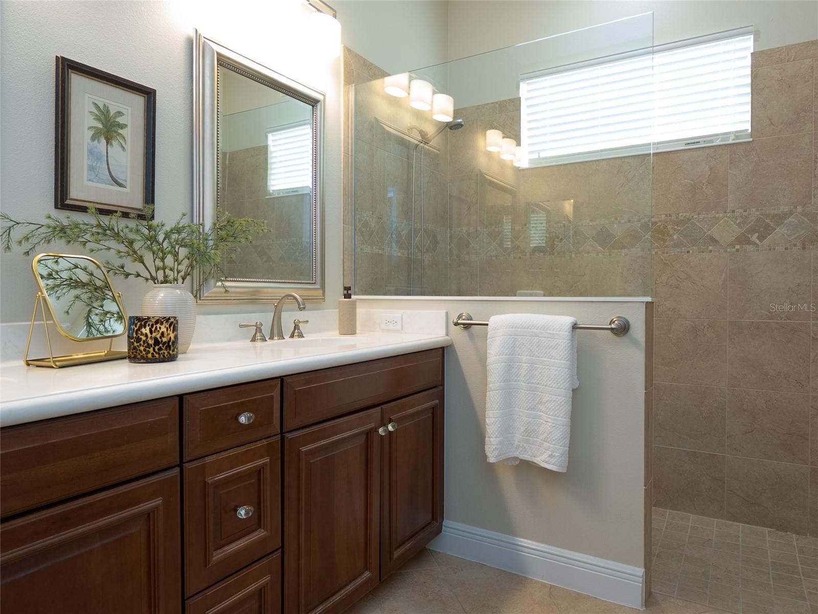 COUNTRY CLUB EAST AT LAKEWD RNCH QQ1 1 - Residential