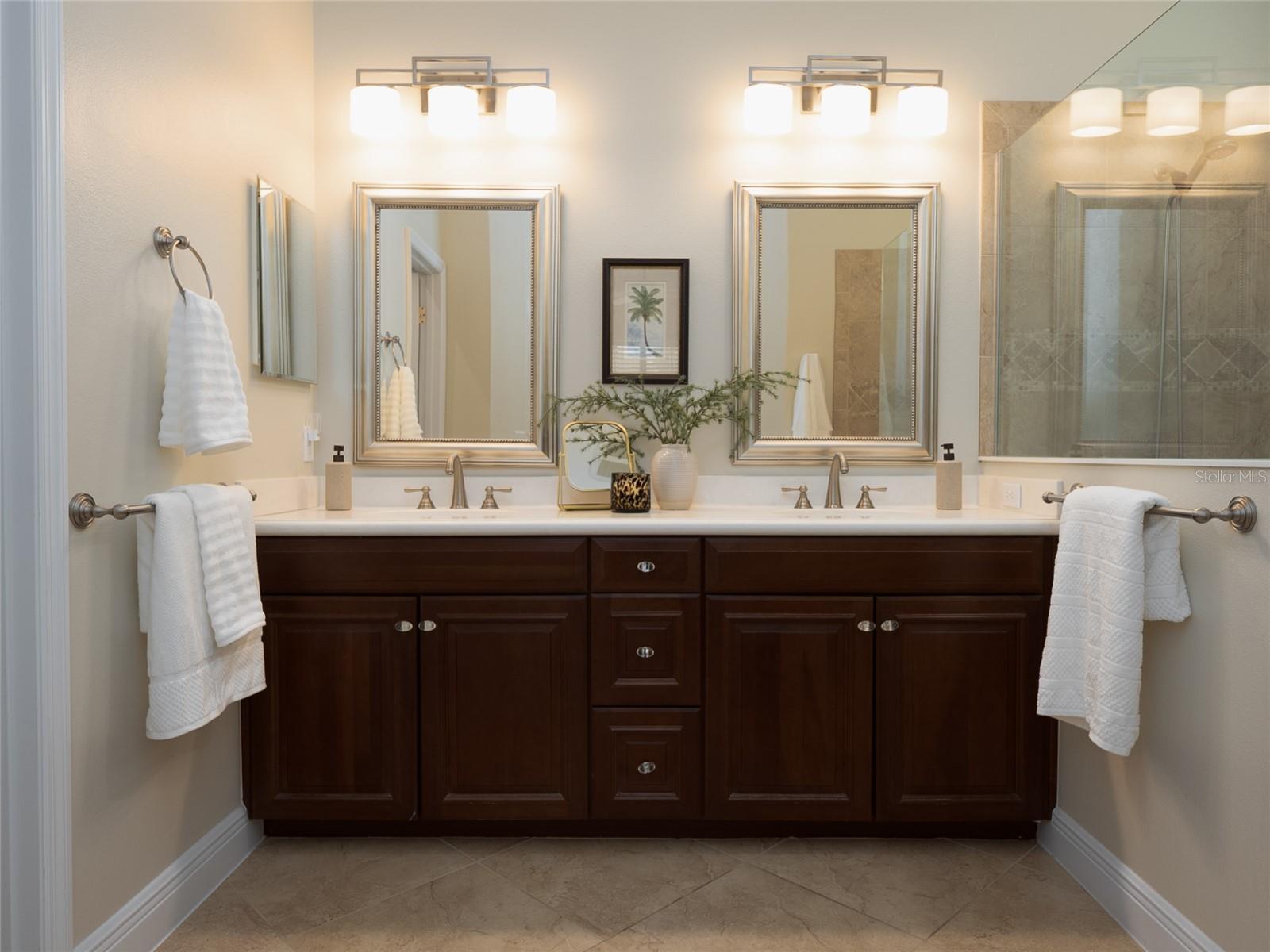 COUNTRY CLUB EAST AT LAKEWD RNCH QQ1 1 - Residential