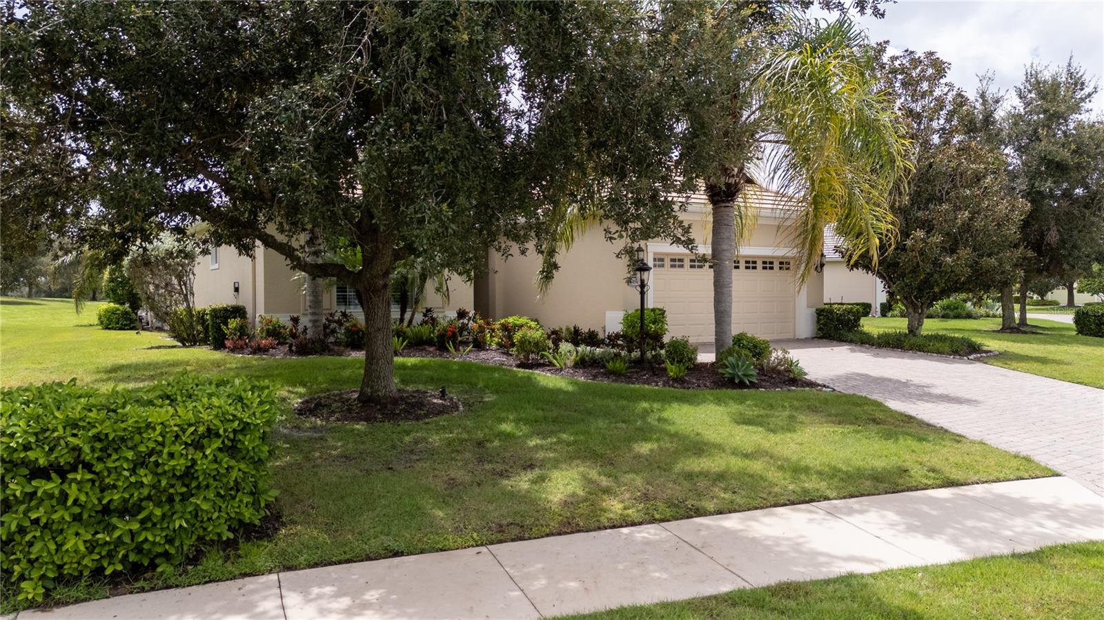 COUNTRY CLUB EAST AT LAKEWD RNCH QQ1 1 - Residential