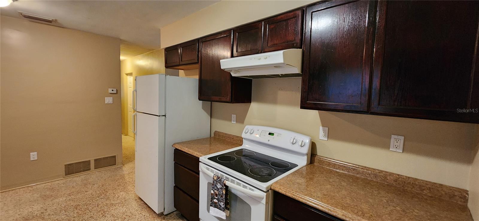 ALASKA SUB - Residential Lease