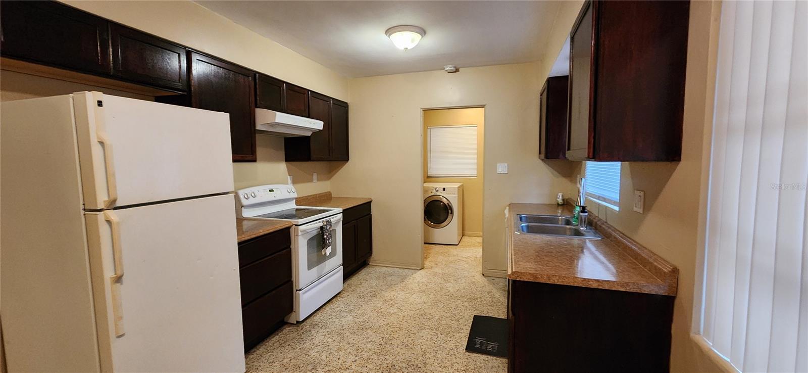 ALASKA SUB - Residential Lease