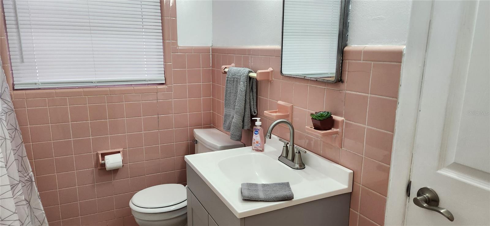 ALASKA SUB - Residential Lease