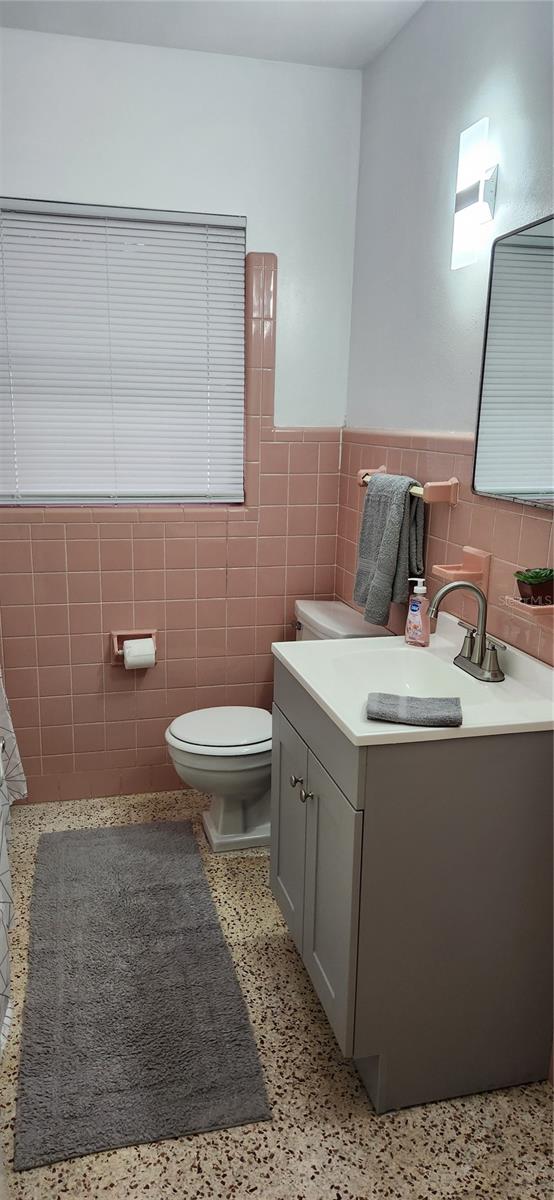 ALASKA SUB - Residential Lease