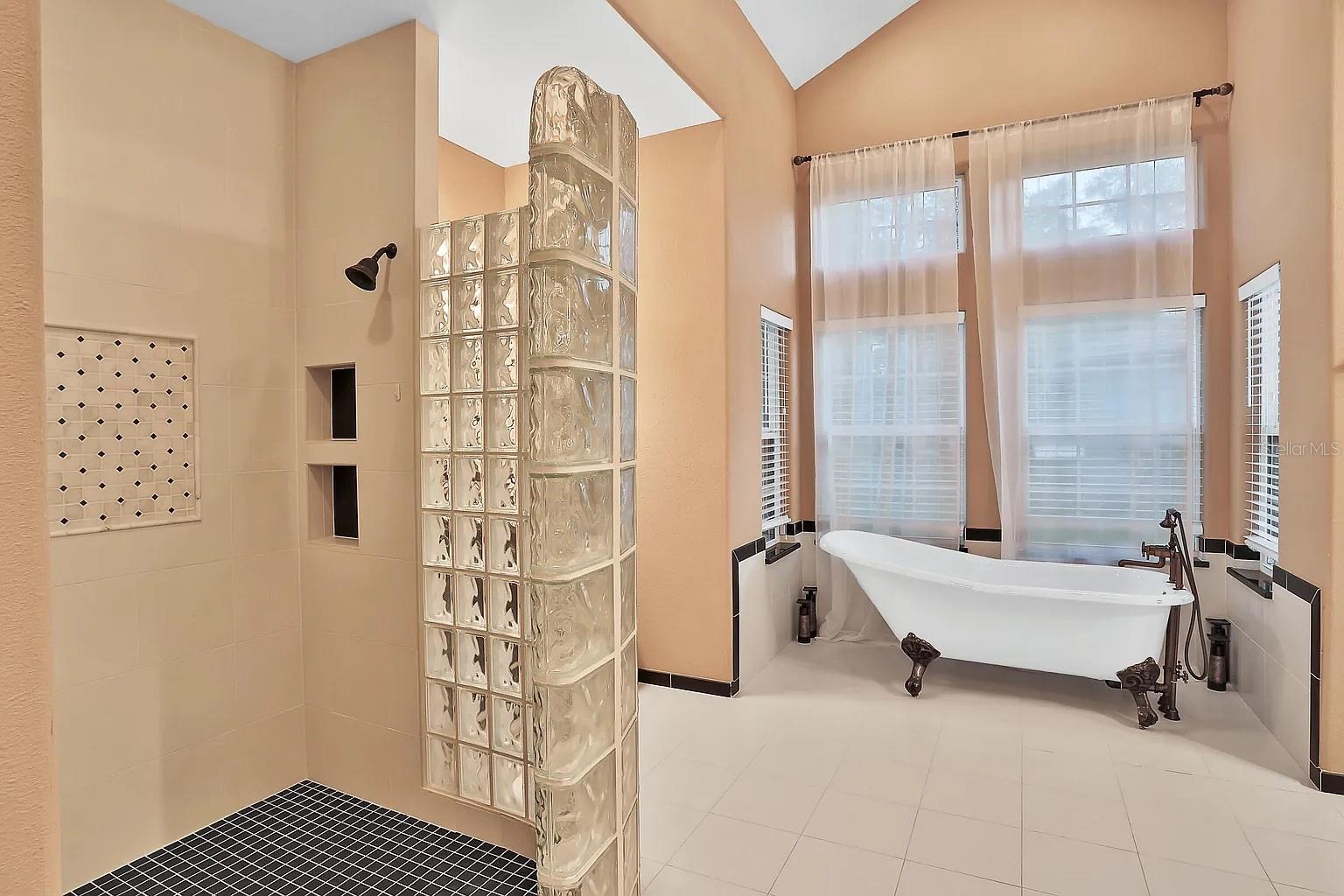 CRESTWOOD ESTATES - Residential