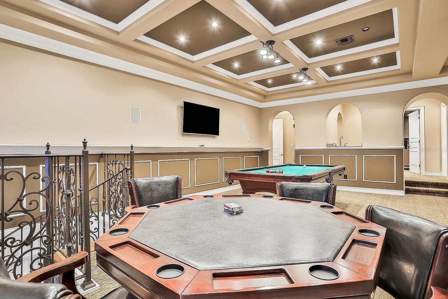 CRESTWOOD ESTATES - Residential