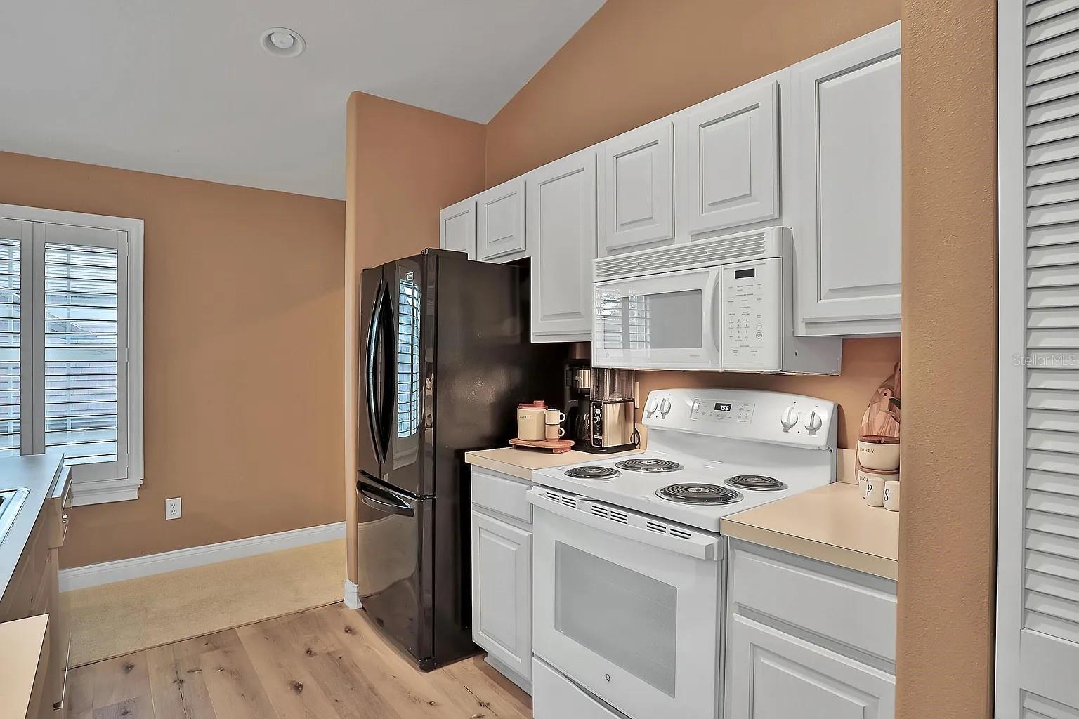 CRESTWOOD ESTATES - Residential