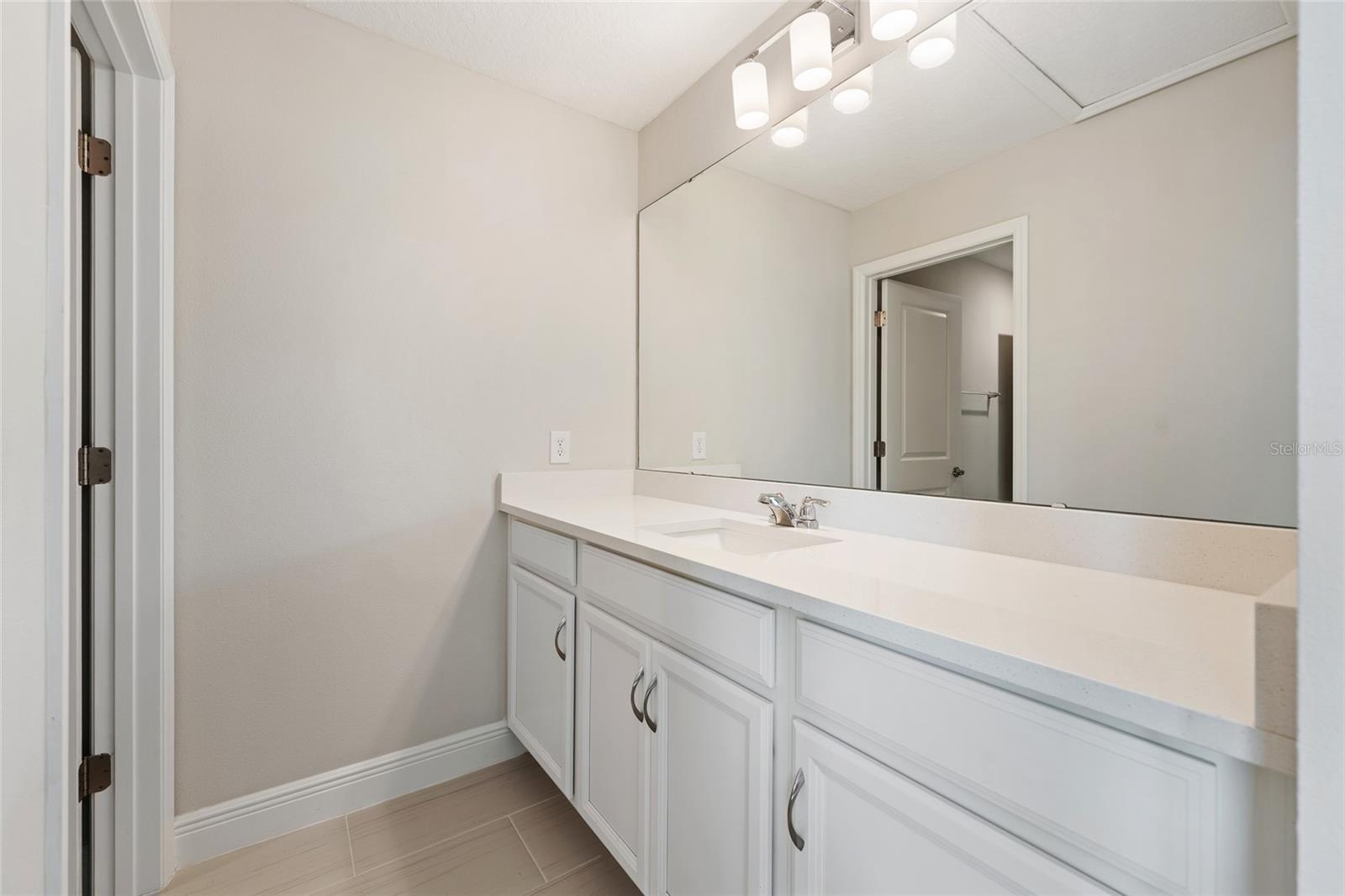 OAKLAND TRAILS - Residential