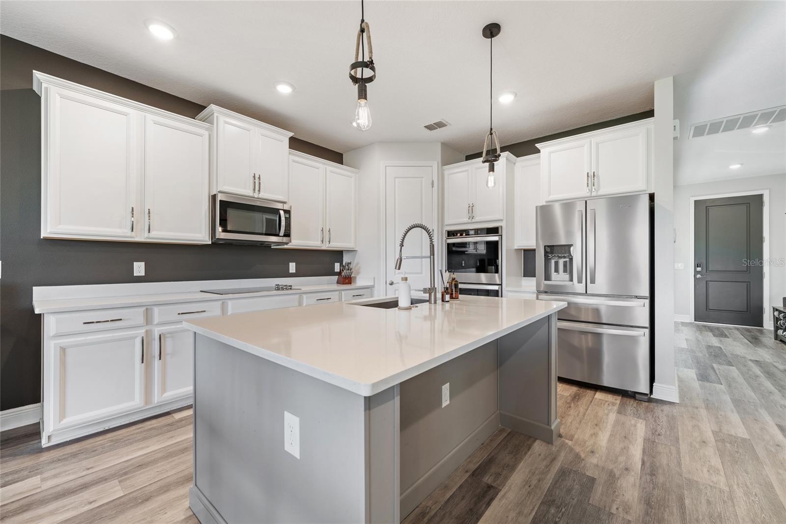 OAKLAND TRAILS - Residential