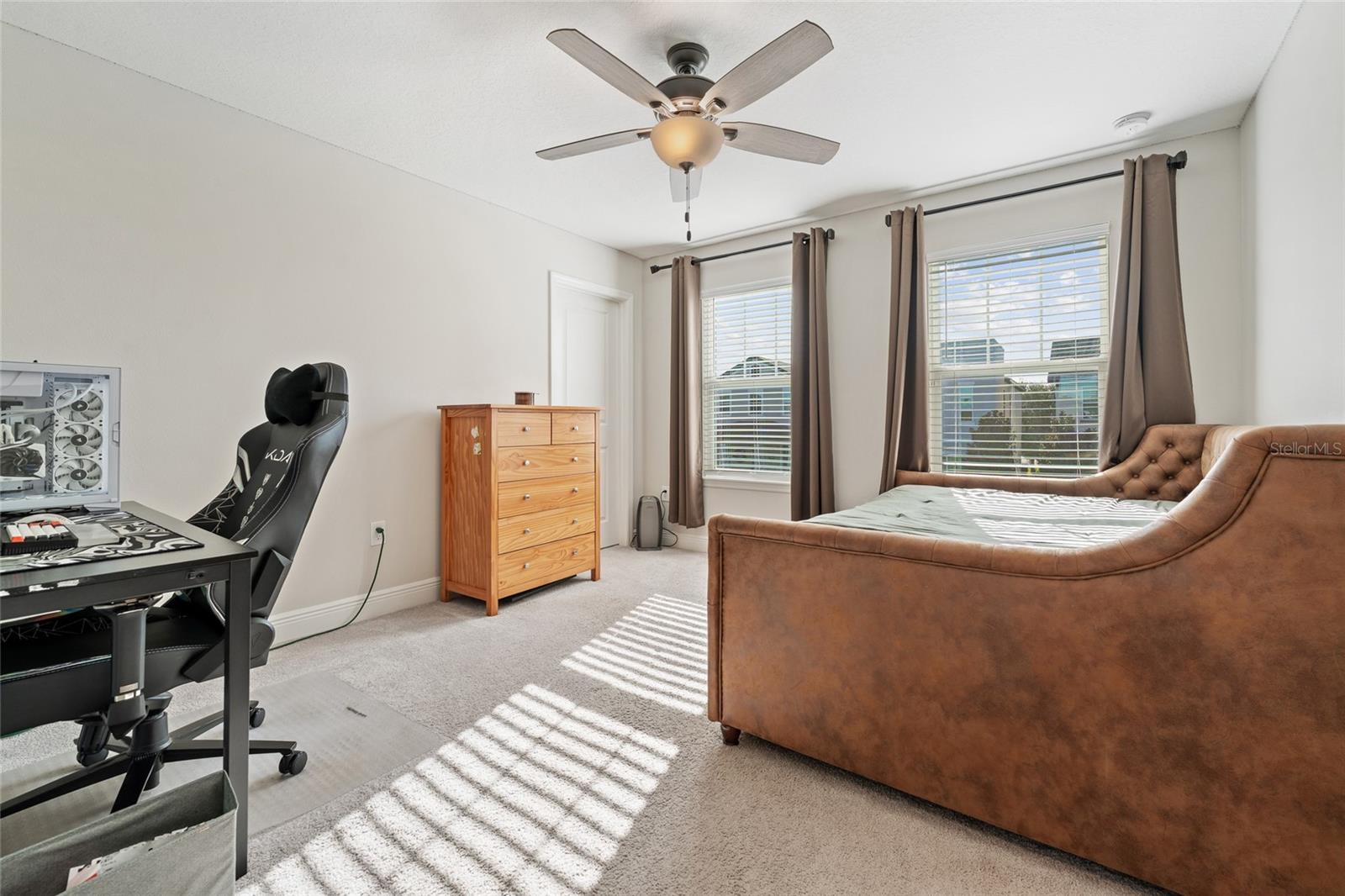 OAKLAND TRAILS - Residential