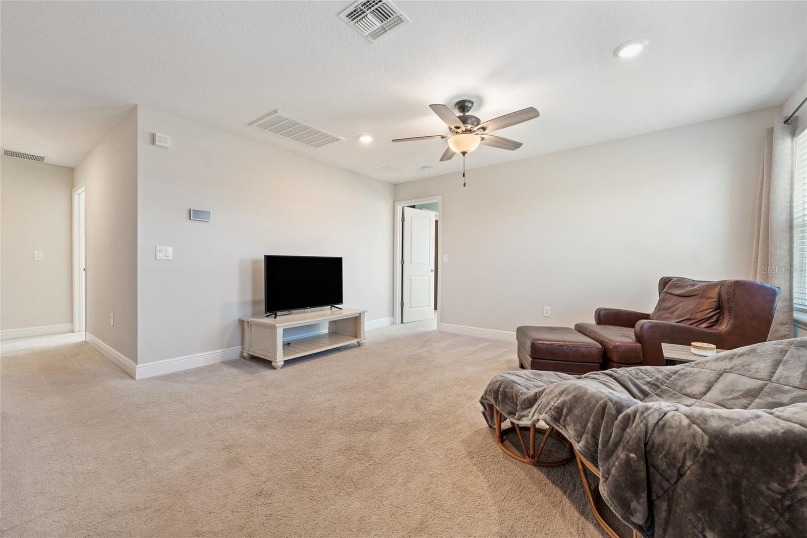 OAKLAND TRAILS - Residential