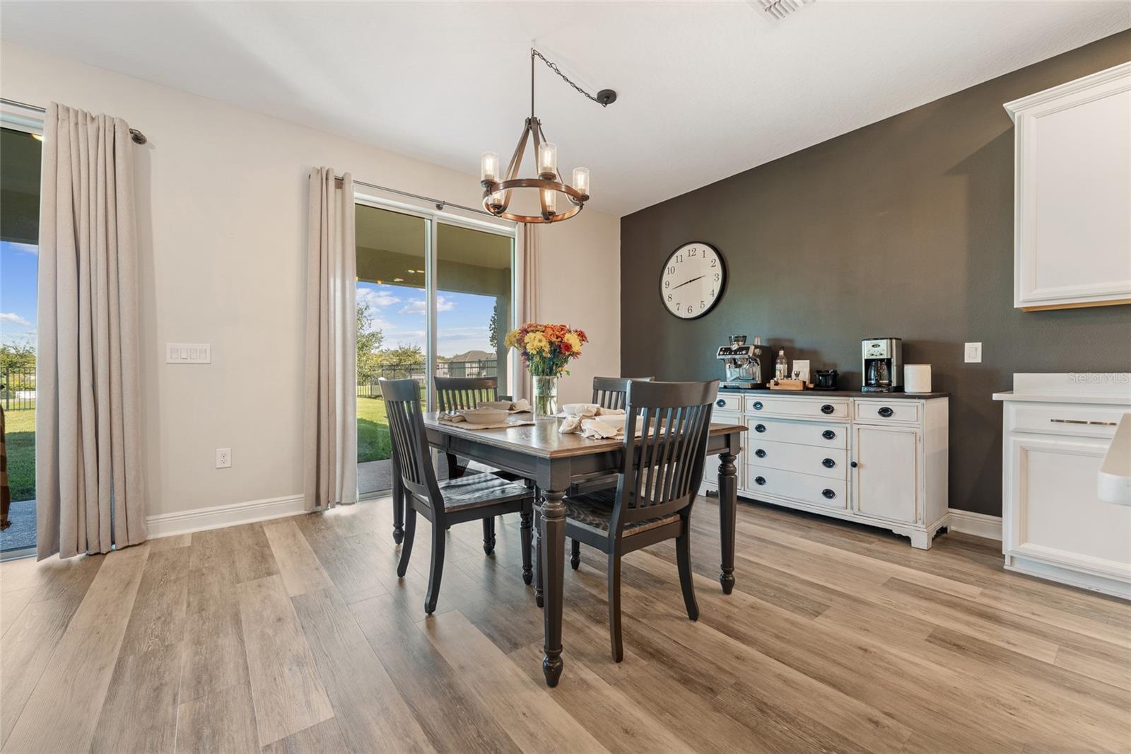 OAKLAND TRAILS - Residential