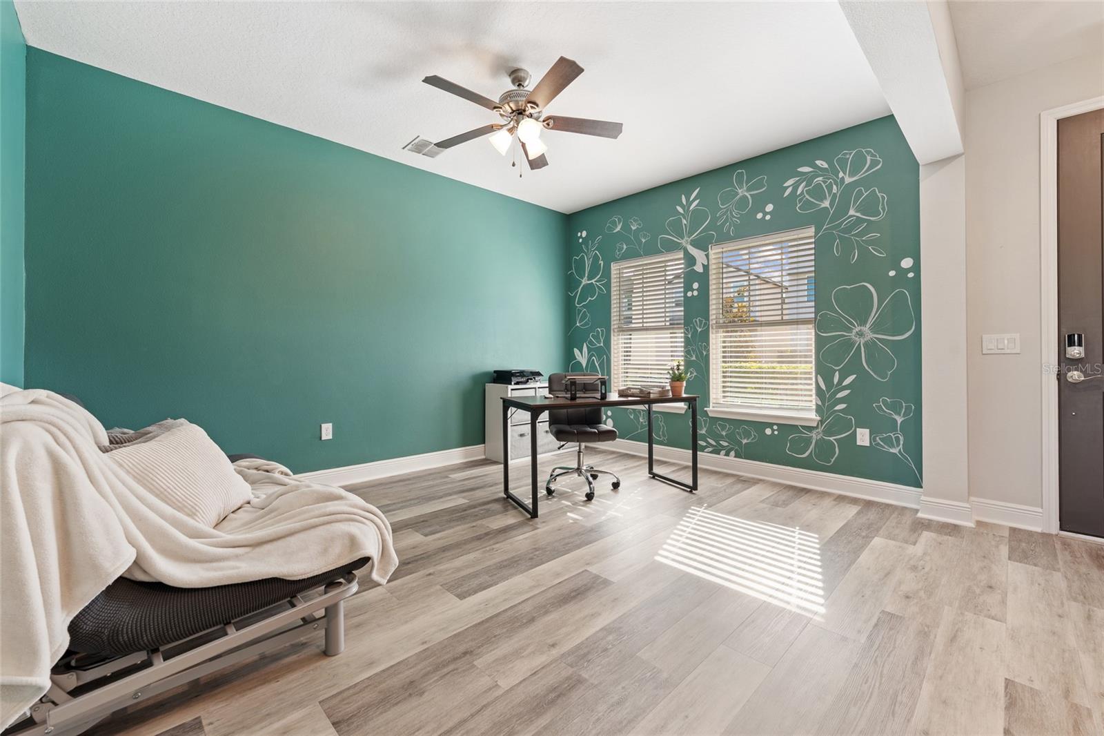 OAKLAND TRAILS - Residential