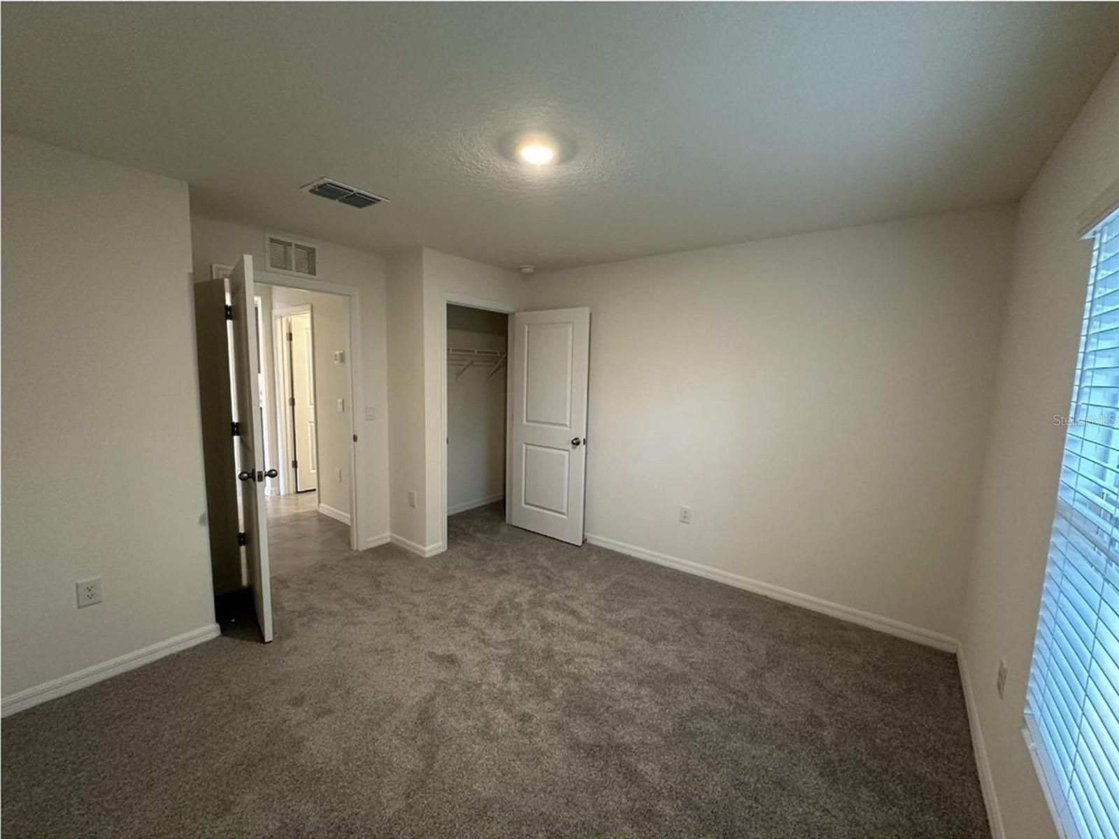 MARION OAKS UN 4 - Residential Lease