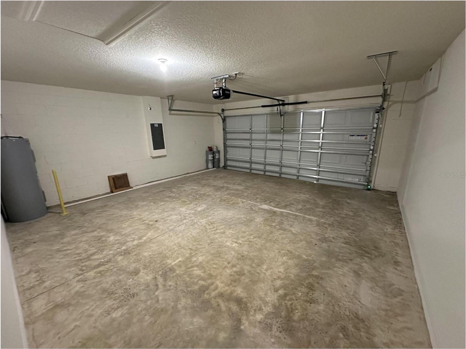 MARION OAKS UN 4 - Residential Lease