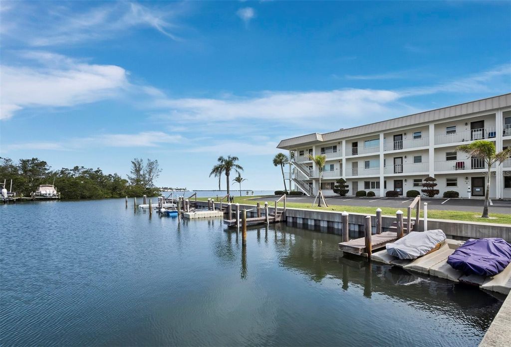 Photo of 3320 Gulf Of Mexico Dr #208C, Longboat Key, FL 34228 (MLS # A4670488)