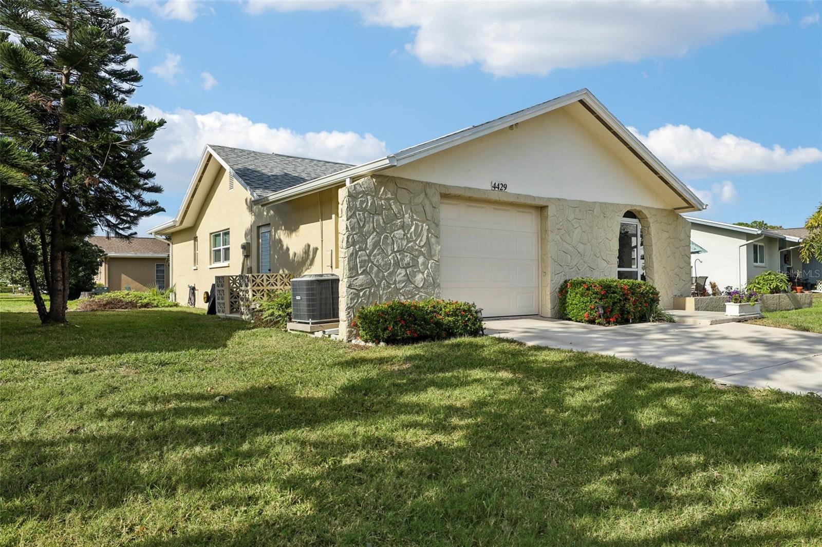 4429 GREAT LAKES DRIVE N