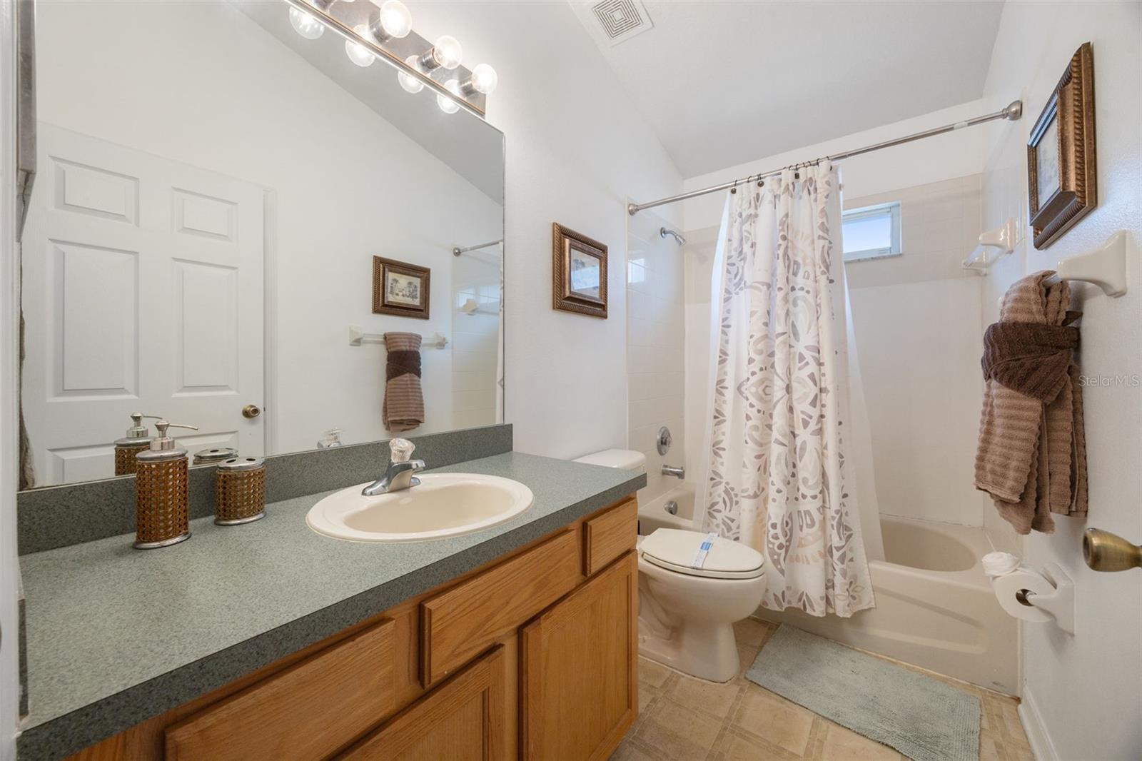 GLENBROOK SUB - Residential