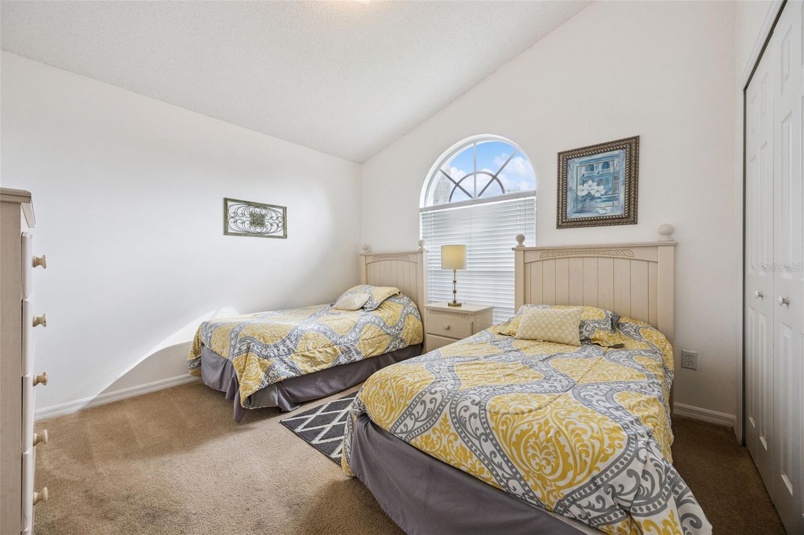 GLENBROOK SUB - Residential