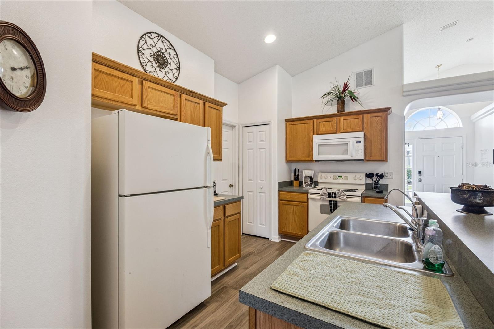 GLENBROOK SUB - Residential