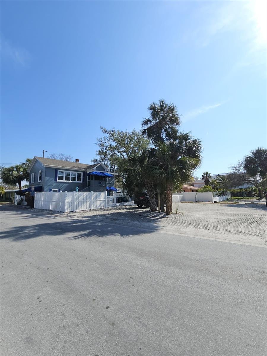 NEW HAVEN BEACH - Residential Income