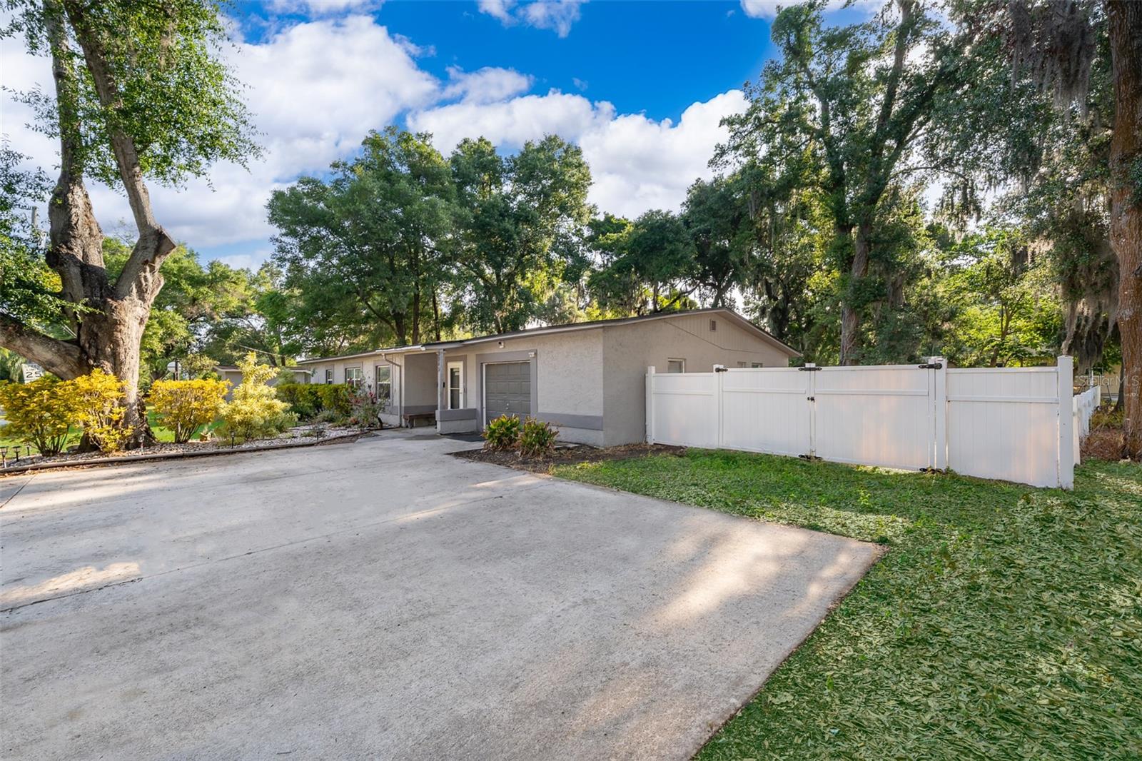3049 CONDEL DRIVE