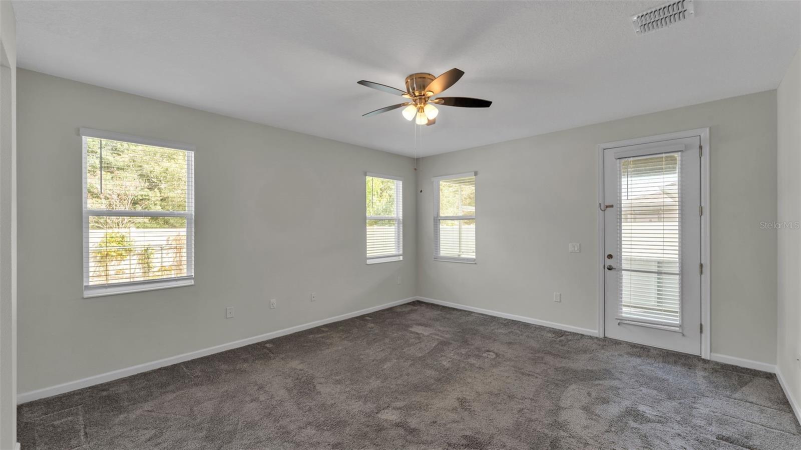 LIBERTY RIDGE - Residential