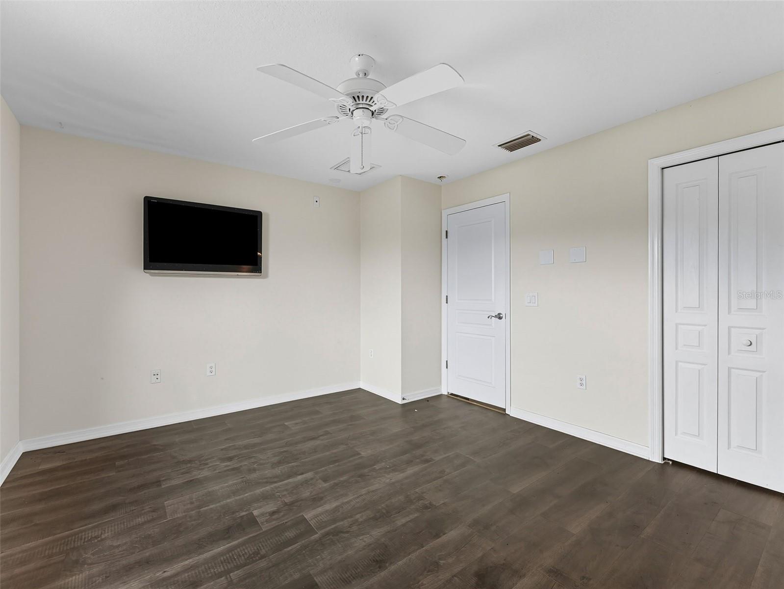 BAY LAKE ESTATES PH I - Residential