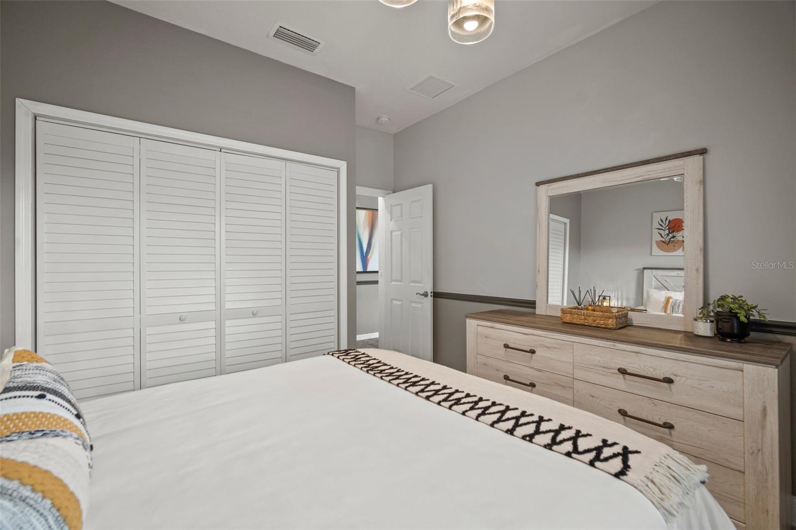 MIRABAY PRCL 22 - Residential