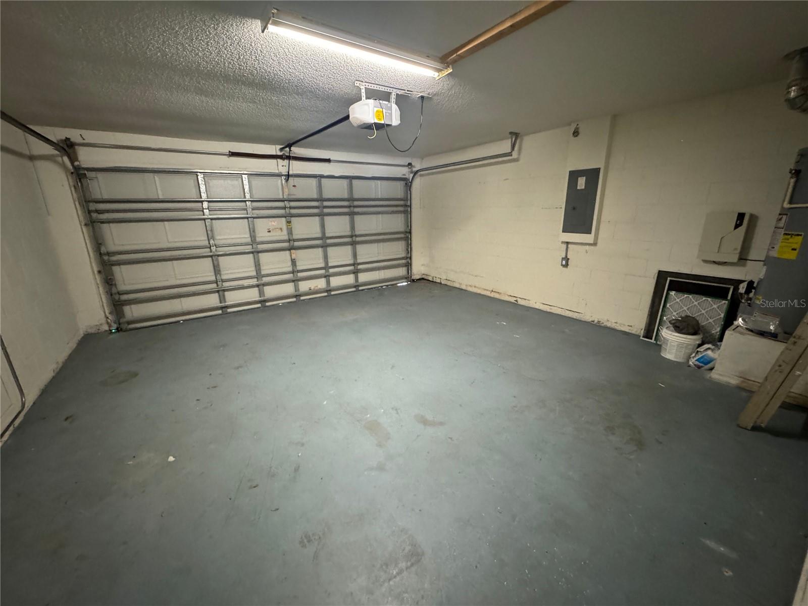 WESTRIDGE PH 04 - Residential Lease