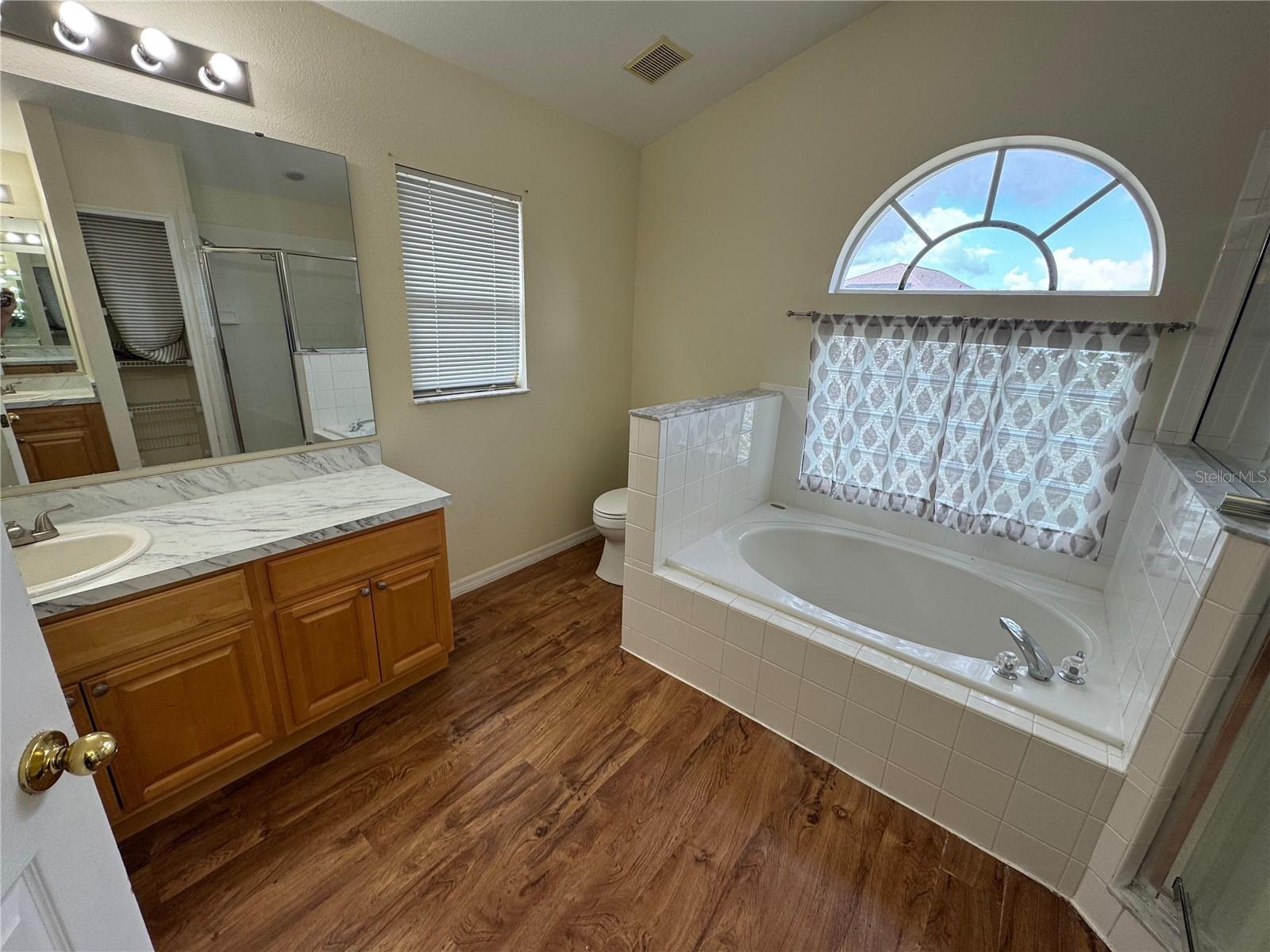 WESTRIDGE PH 04 - Residential Lease