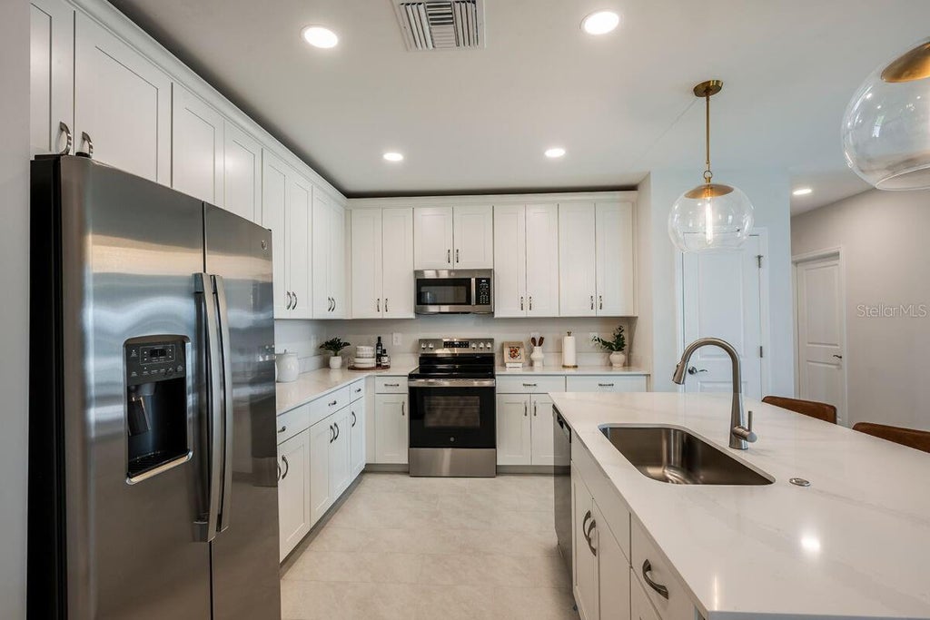 Photo of 9505 Vibrant Lane, Venice, FL 34292 (MLS # R4911447)