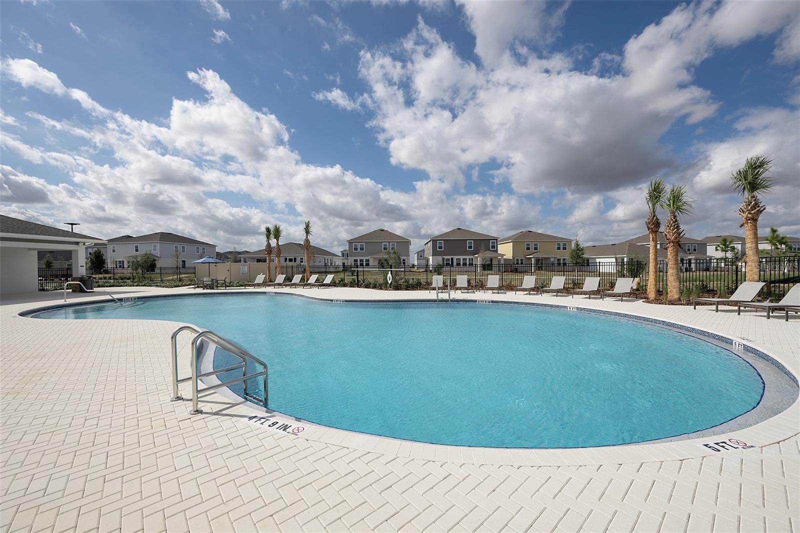 WATERSTONE - Residential