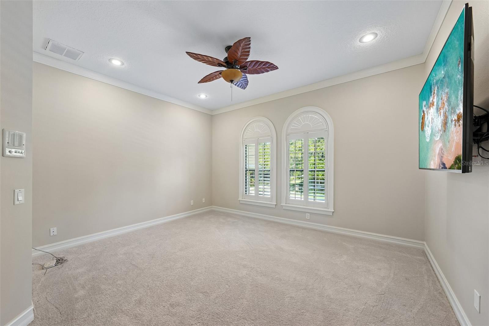 SANCTUARY ON LIVINGSTON PH - Residential
