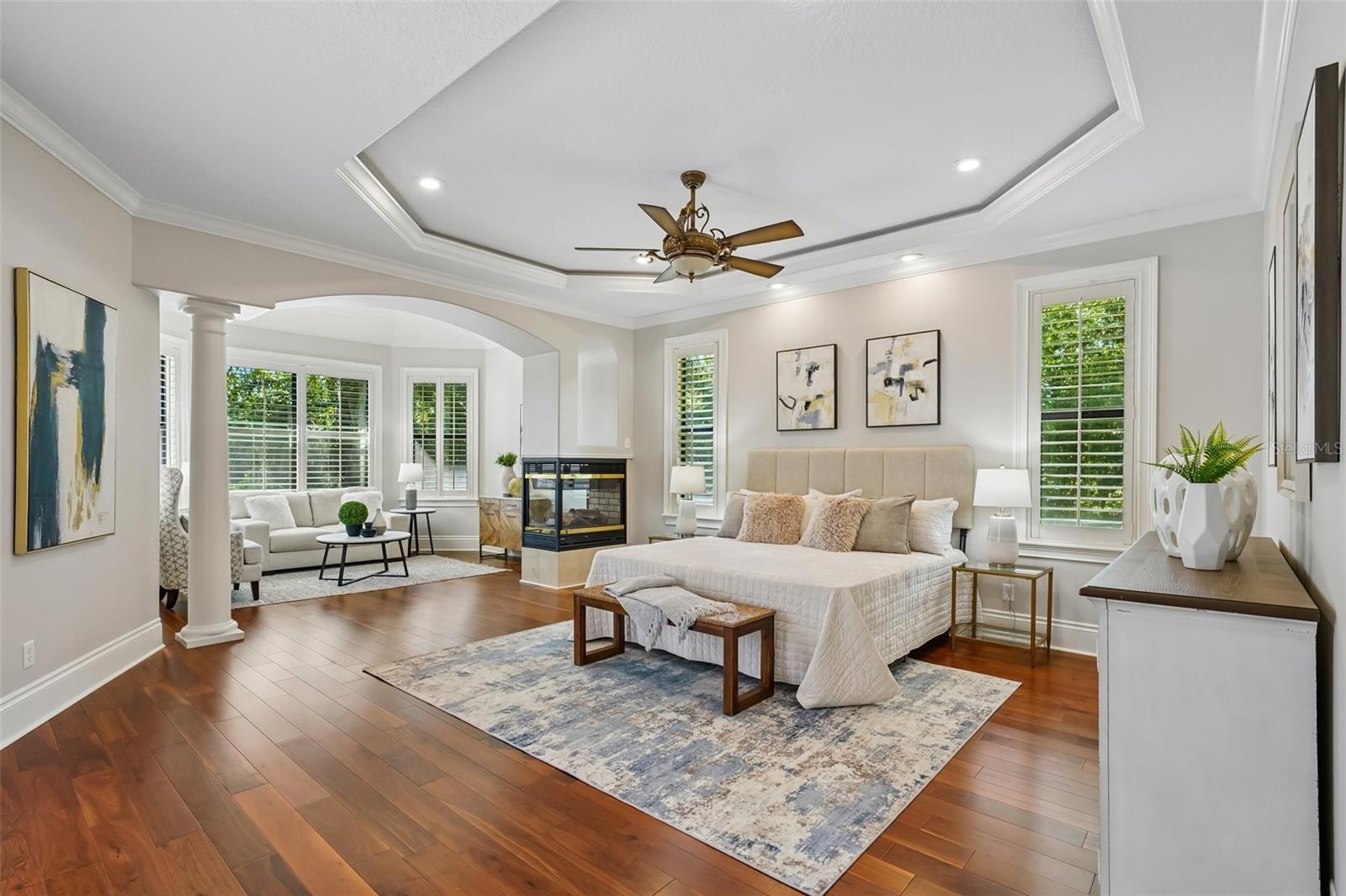 SANCTUARY ON LIVINGSTON PH - Residential