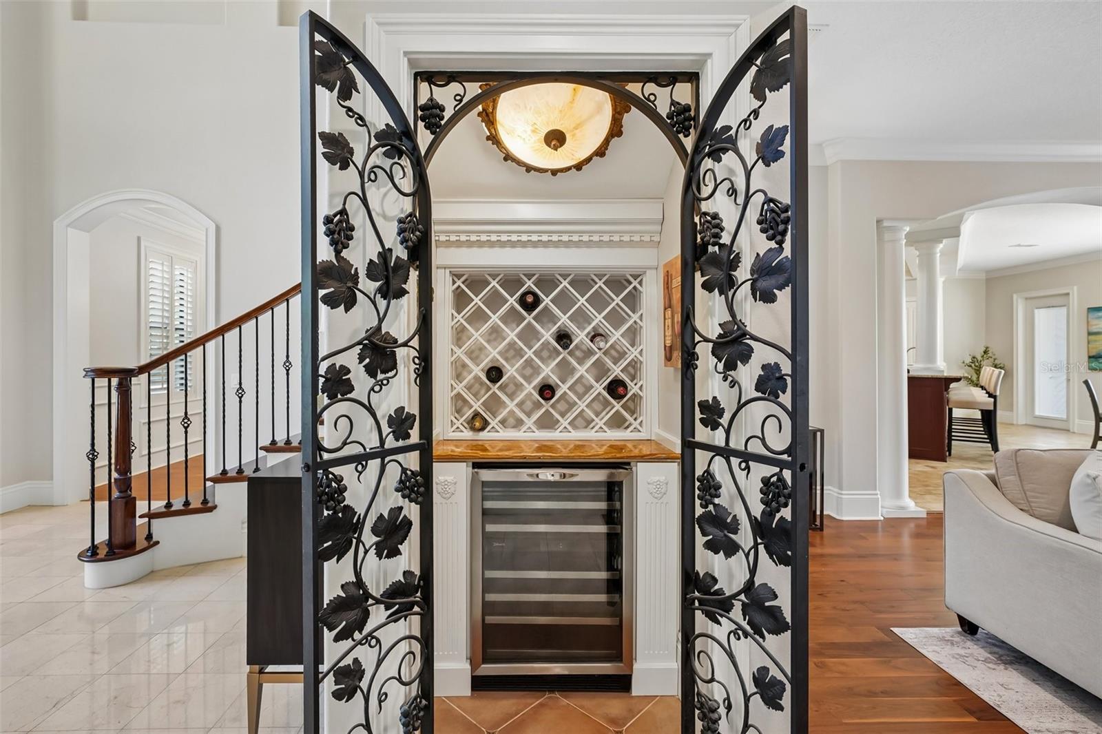 SANCTUARY ON LIVINGSTON PH - Residential