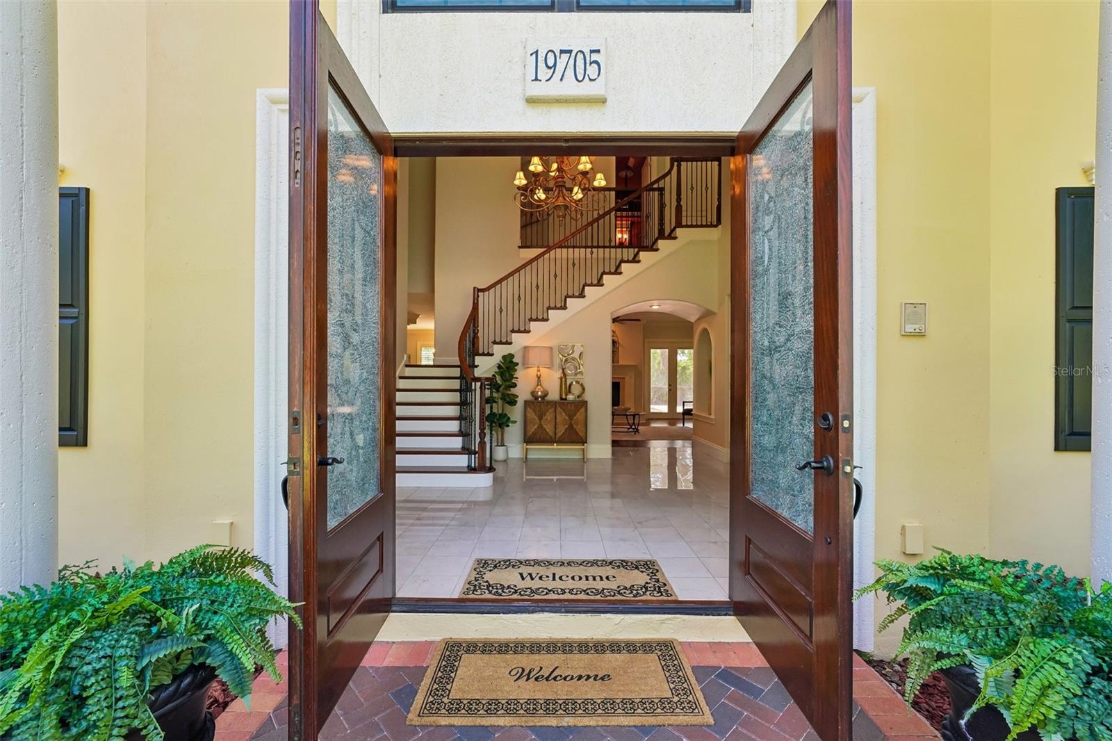 SANCTUARY ON LIVINGSTON PH - Residential