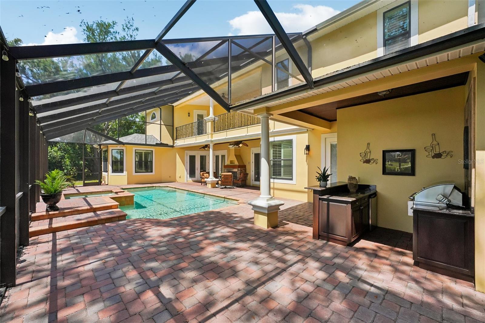 SANCTUARY ON LIVINGSTON PH - Residential