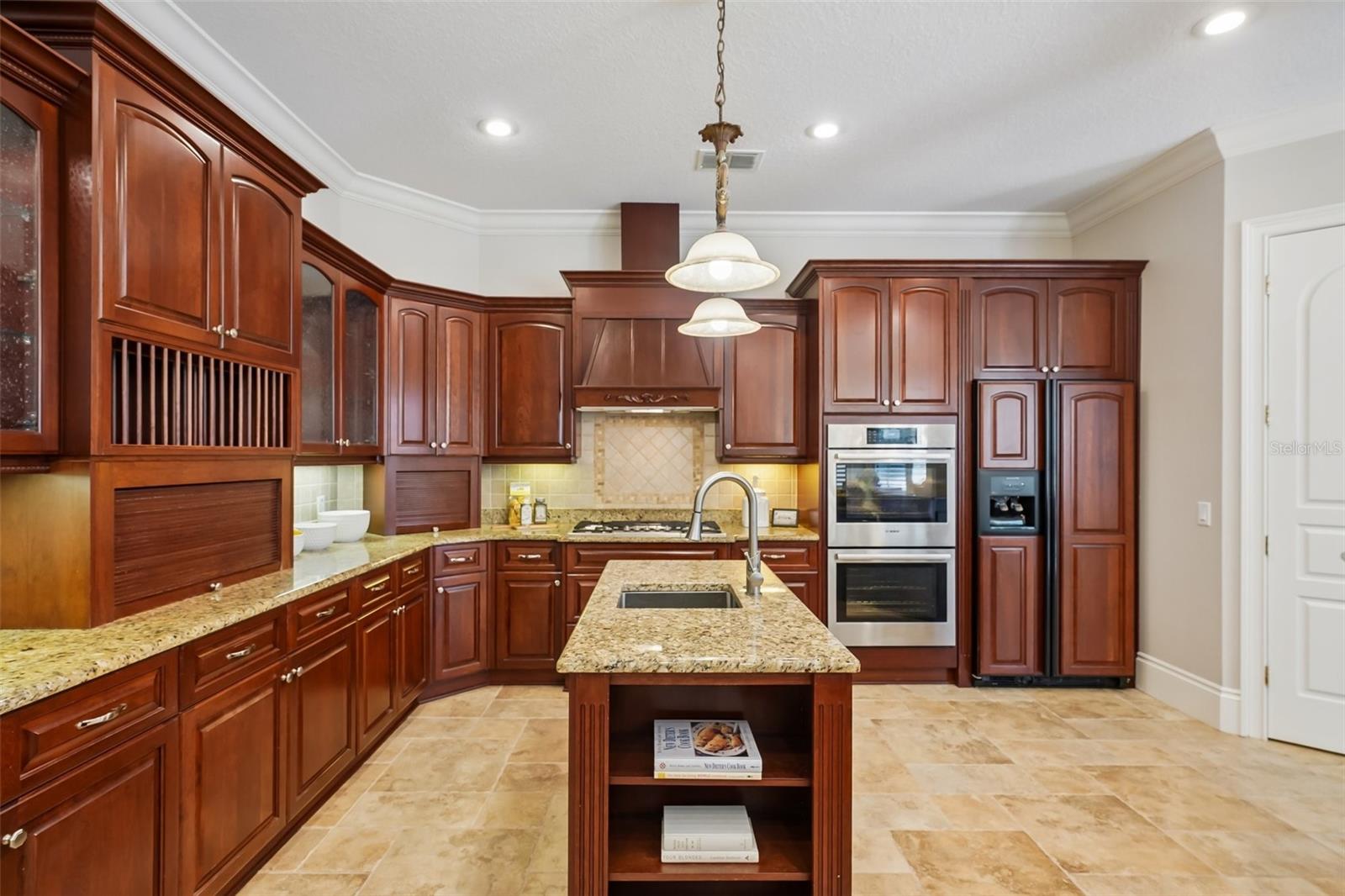 SANCTUARY ON LIVINGSTON PH - Residential
