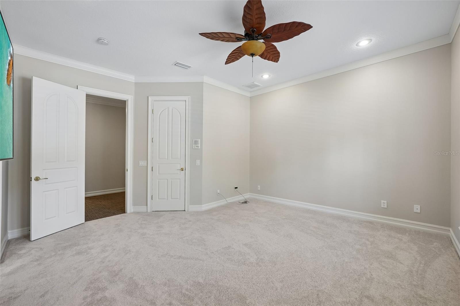 SANCTUARY ON LIVINGSTON PH - Residential