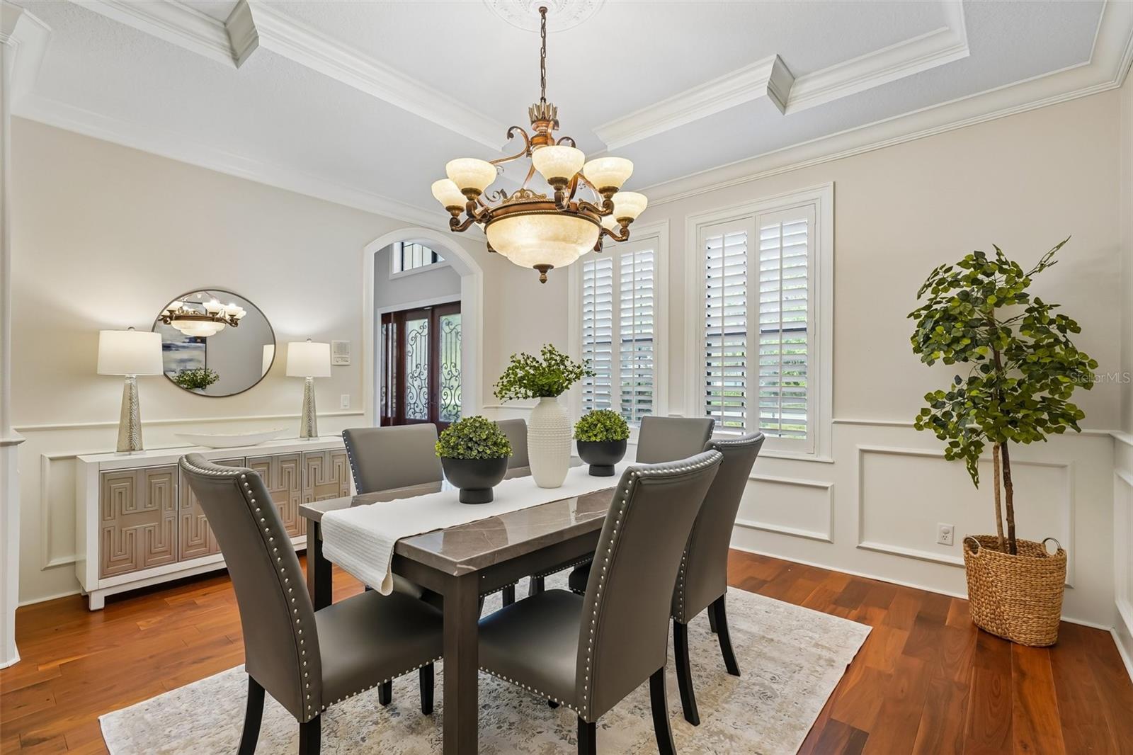 SANCTUARY ON LIVINGSTON PH - Residential