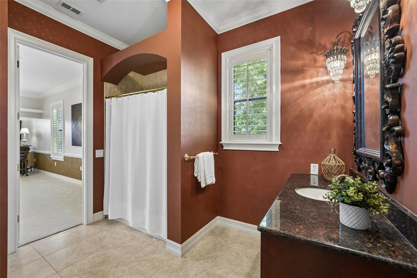 SANCTUARY ON LIVINGSTON PH - Residential