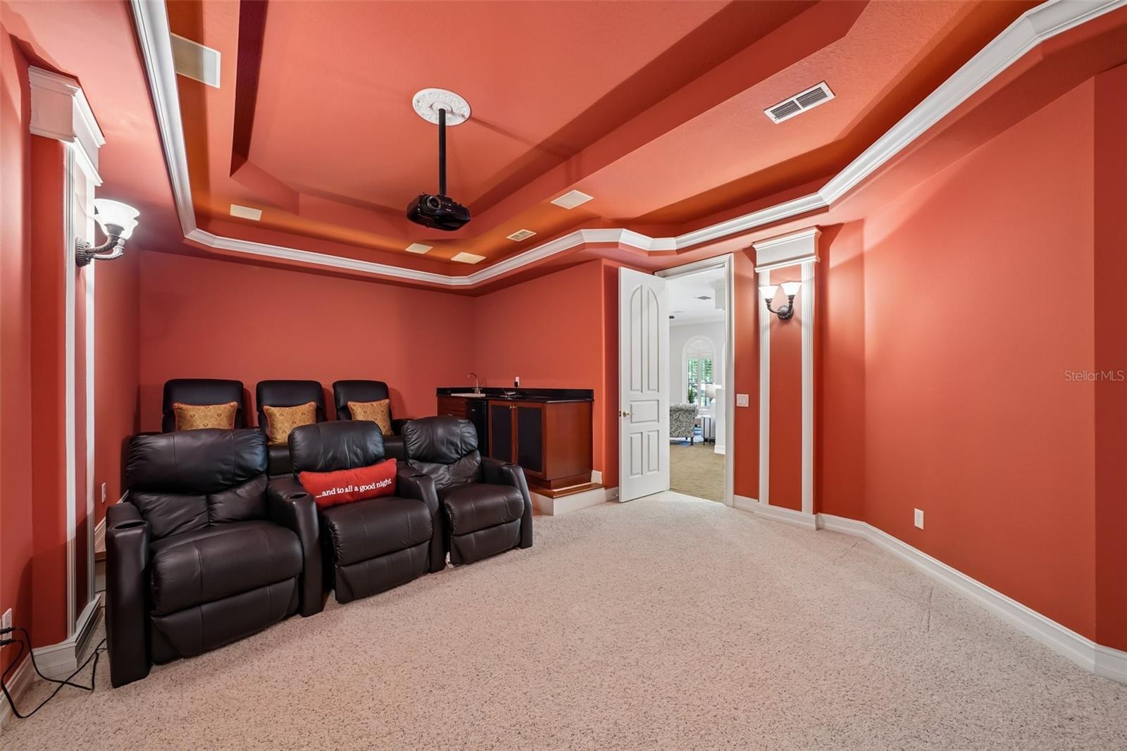 SANCTUARY ON LIVINGSTON PH - Residential