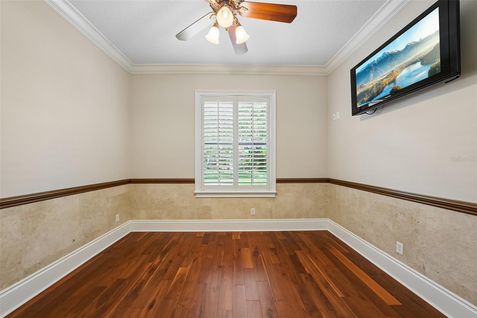 SANCTUARY ON LIVINGSTON PH - Residential