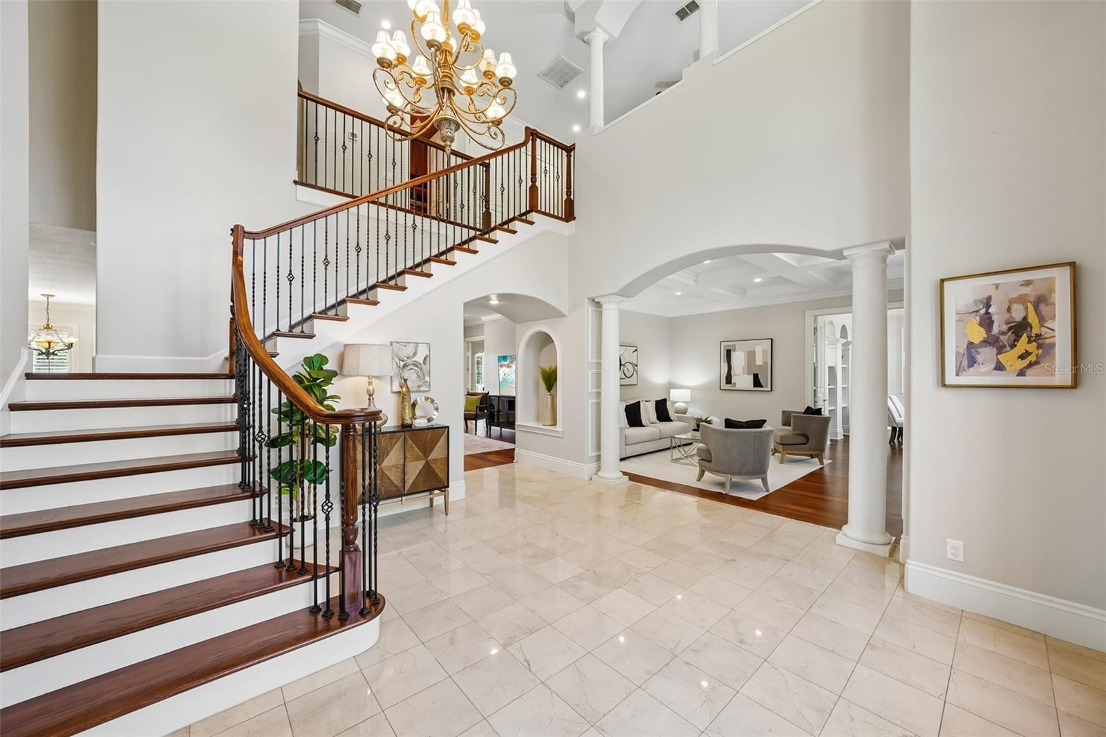 SANCTUARY ON LIVINGSTON PH - Residential