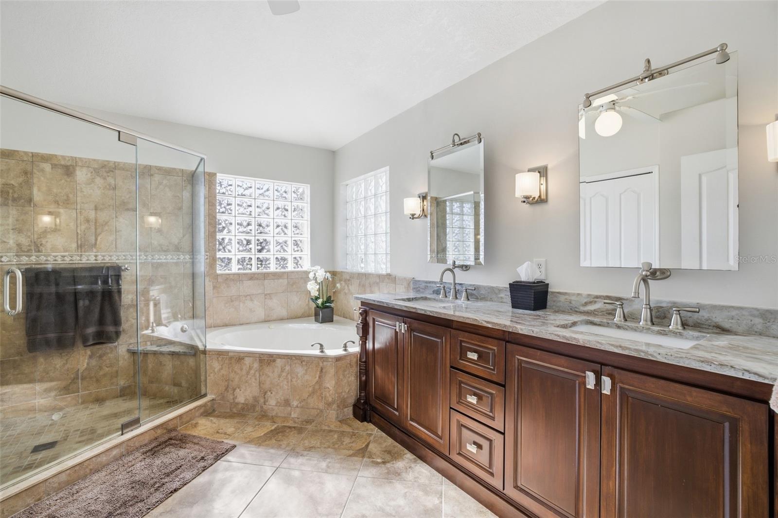 YELLOWFIN BAY LAND CONDO - Residential