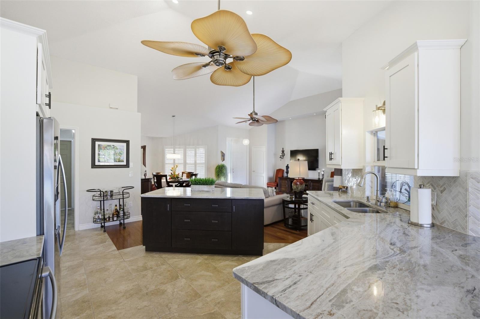 YELLOWFIN BAY LAND CONDO - Residential